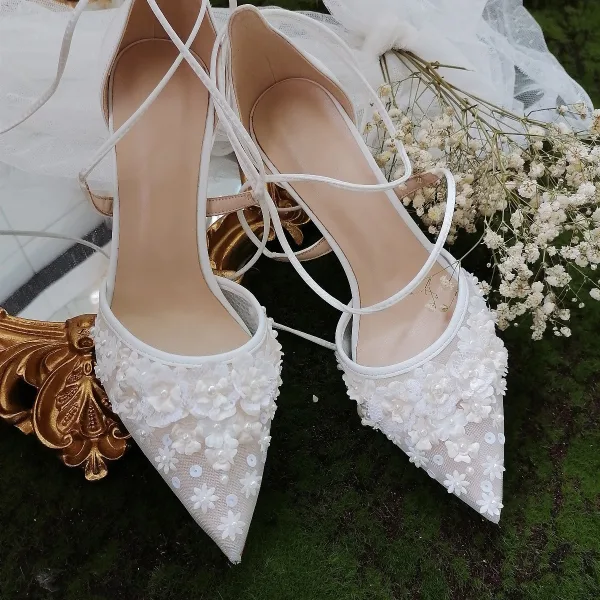 Elegante Weiß Brautschuhe 2020 Knöchelriemen Applikationen 6 cm Stilettos Spitzschuh Hochzeit High Heels