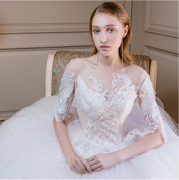 Elegant Champagne Wedding Dresses 2018 Ball Gown Lace Flower Pearl Scoop Neck Backless 1/2 Sleeves Cathedral Train Wedding