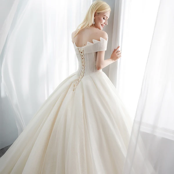 Sparkly Ivory Wedding Dresses 2018 Ball Gown Off-The-Shoulder Backless Sleeveless Cathedral Train Wedding