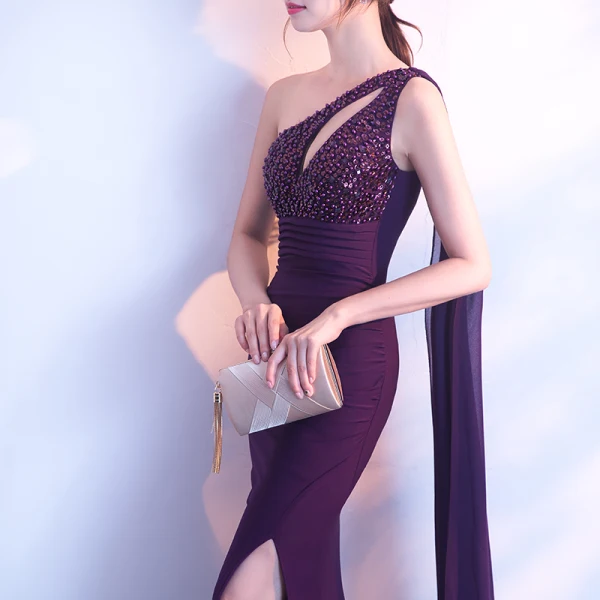 Sexy Violet Robe De Soirée 2018 Trompette / Sirène Perlage Cristal Paillettes Une épaule Sans Manches Dos Nu Train De Balayage Robe De Ceremonie