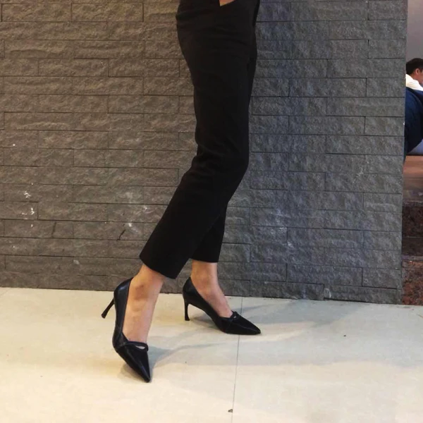 Minimaliste Noire Bureau OL Escarpins 2020 7 cm Talons Aiguilles À Bout Pointu Escarpins