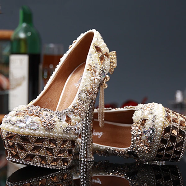 Stunning Luxury / Gorgeous Pearl Rhinestone Wedding Shoes 2020 Leather Waterproof 14 cm Stiletto Heels Round Toe Wedding Pumps
