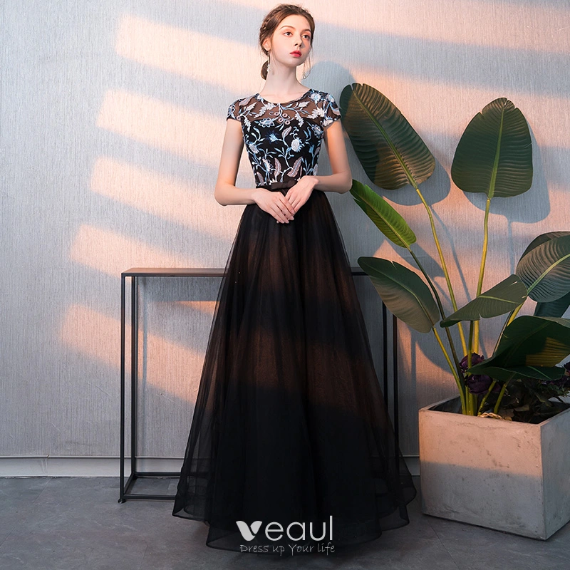 Elegantes Negro Vestidos de gala 2018 A Line Princess Bordado Scoop Escote Sin Mangas Largos Vestidos