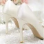 Élégant Ivoire Satin Chaussure De Mariée 2020 Perle En Dentelle Fleur 10 cm Talons Aiguilles À Bout Pointu Mariage Escarpins