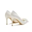 Chic Ivoire Satin Chaussure De Mariée 2021 Fleur 8 cm Talons Aiguilles À Bout Pointu Mariage Escarpins