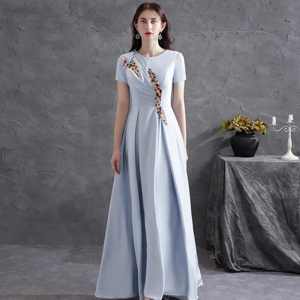 Modest  Grey Crystal Rhinestone Satin Evening Dresses  2021 A-Line / Princess Scoop Neck Short Sleeve Floor-Length / Long Evening Party Formal Dresses