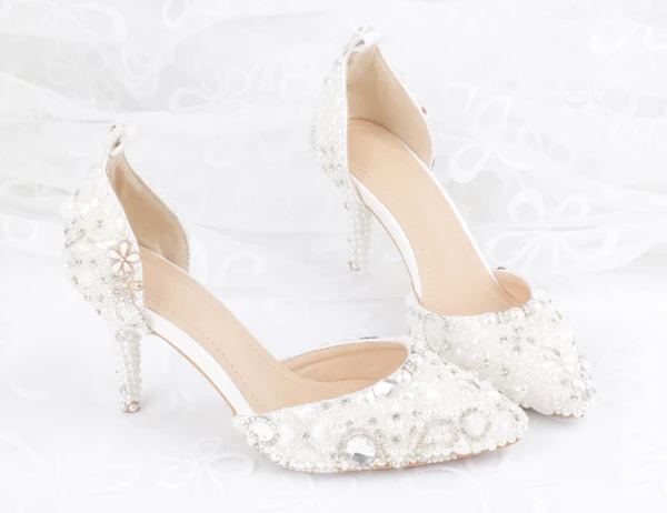 Charmant Ivory / Creme Perle Strass Brautschuhe 2021 Knöchelriemen 8 cm Stilettos Spitzschuh Hochzeit High Heels