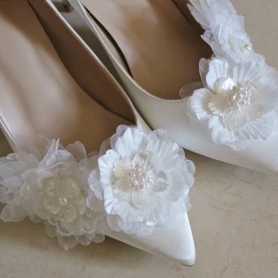 Elegant White Pearl Flower Wedding Shoes 2021 Leather 7 cm Stiletto Heels High Heels Pointed Toe Wedding Pumps
