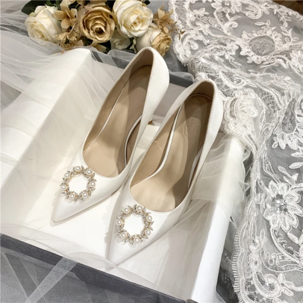 Elegant Ivory Satin Pearl Rhinestone Wedding Shoes 2021 10 cm Stiletto Heels Pointed Toe Wedding Pumps High Heels