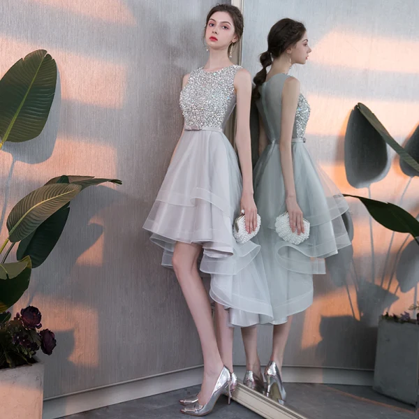Chic / Belle Argenté Robe De Cocktail 2018 Princesse Perlage Paillettes Noeud Encolure Dégagée Sans Manches Asymétrique Robe De Ceremonie