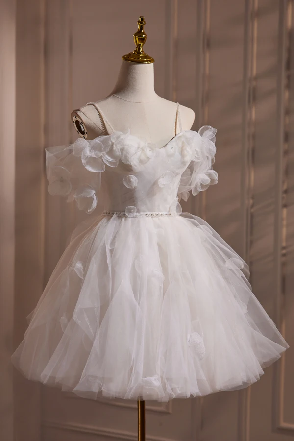 Fashion White Pearl Appliques Cascading Ruffles Party Dresses 2024 Short Ball Gown Spaghetti Straps Short Sleeve Backless Evening Party Formal Dresses