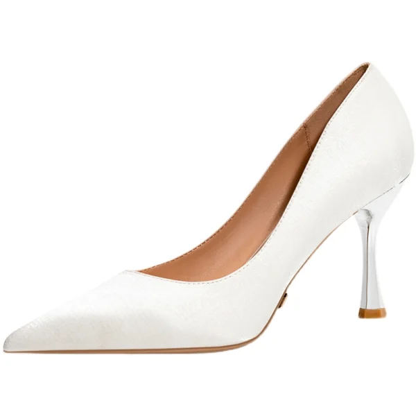 Schöne Ivory / Creme Büro OL Leder Pumps 2021 8 cm Stilettos Spitzschuh Pumps Hochhackige