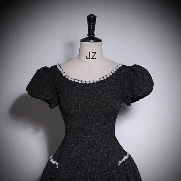 Chic / Beautiful Black Pearl Sequins Short Prom Dresses 2023 A-Line / Princess Scoop Neck Short Sleeve Backless Prom Formal Dresses