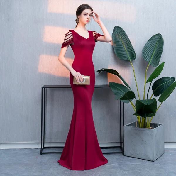 Chic / Beautiful Burgundy Evening Dresses 2019 Trumpet / Mermaid Crystal V-Neck Sleeveless Backless Floor-Length / Long Formal Dresses