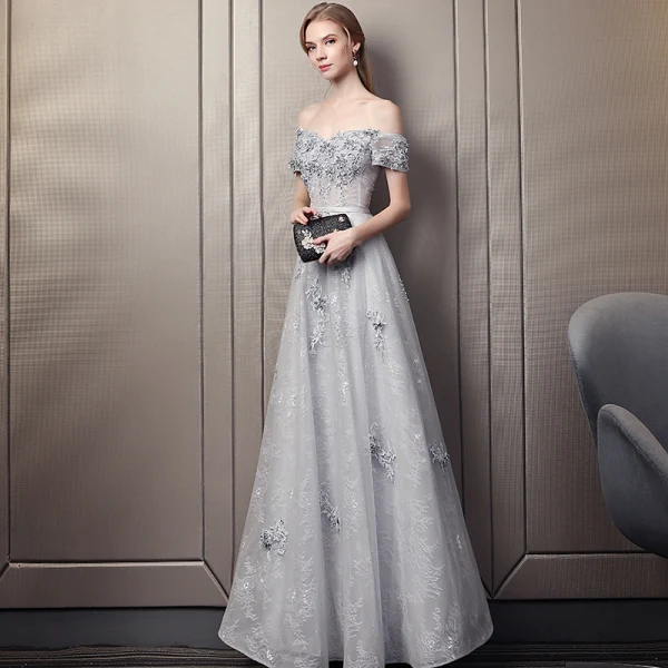 Élégant Gris Robe De Soirée 2019 Princesse De l'épaule Perlage En Dentelle Fleur Manches Courtes Dos Nu Longue Robe De Ceremonie