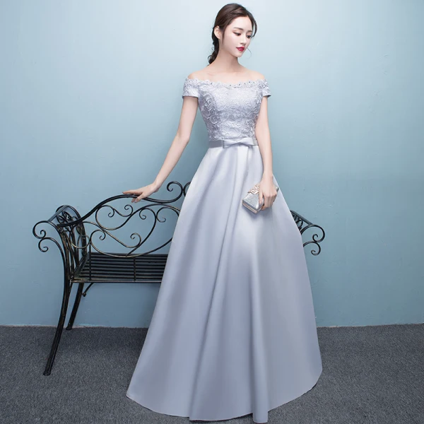 Erschwinglich Silber Abendkleider 2019 A Linie Off Shoulder Schleife Spitze Kurze Ärmel Rückenfreies Lange Festliche Kleider