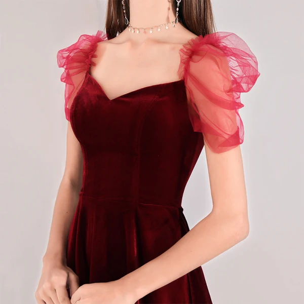 Chic / Beautiful Burgundy Suede Graduation Dresses 2019 A-Line / Princess Square Neckline Short Sleeve Backless Knee-Length Formal Dresses