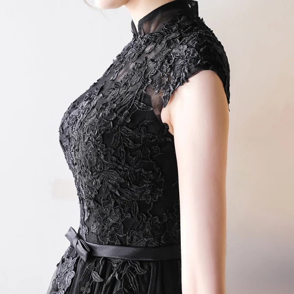 Chic / Belle Noire de retour Robe De Graduation 2019 Princesse Col Haut En Dentelle Fleur Noeud Sans Manches Dos Nu Courte Robe De Ceremonie
