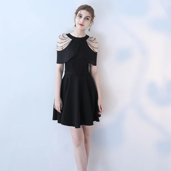 Simple Bleu Roi de retour Robe De Graduation 2018 Princesse Perlage épaules Manches Courtes Courte Robe De Ceremonie