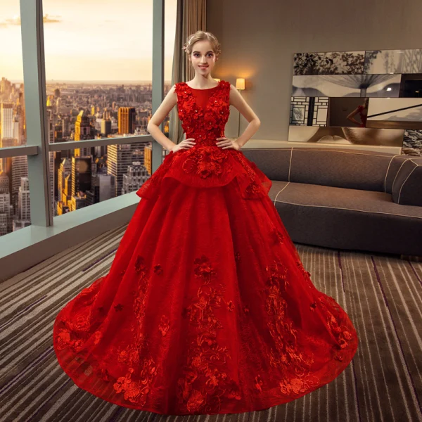 Snygga / Fina Röd Bröllopsklänningar 2019 Balklänning Urringning Spets Blomma Appliqués Rhinestone Ärmlös Halterneck Royal Train