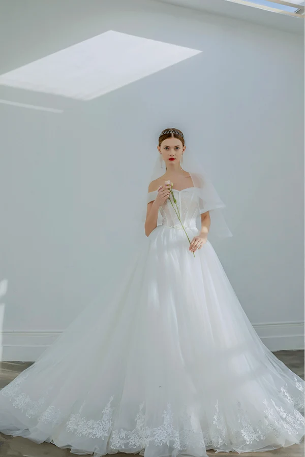 Elegant Ivory Wedding Dresses 2019 A-Line / Princess Off-The-Shoulder Beading Sequins Bow Sleeveless Backless Chapel Train