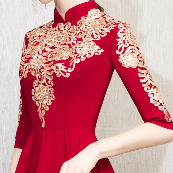 Chinese style Burgundy Evening Dresses  2019 A-Line / Princess High Neck Gold Lace Flower 1/2 Sleeves Knee-Length Formal Dresses