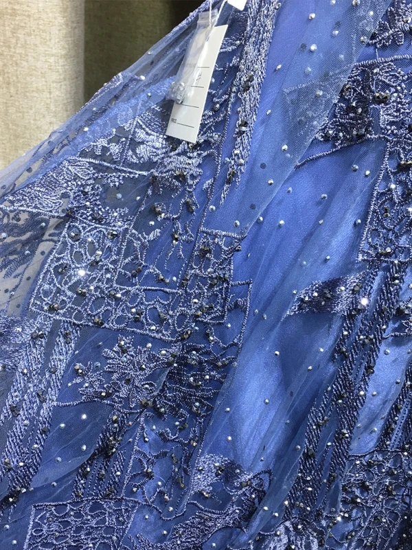 Scintillantes Bleu Roi Fait main Perlage Robe De Soirée 2019 Princesse V-Cou Cristal En Dentelle Fleur Sans Manches Dos Nu Longue Robe De Ceremonie