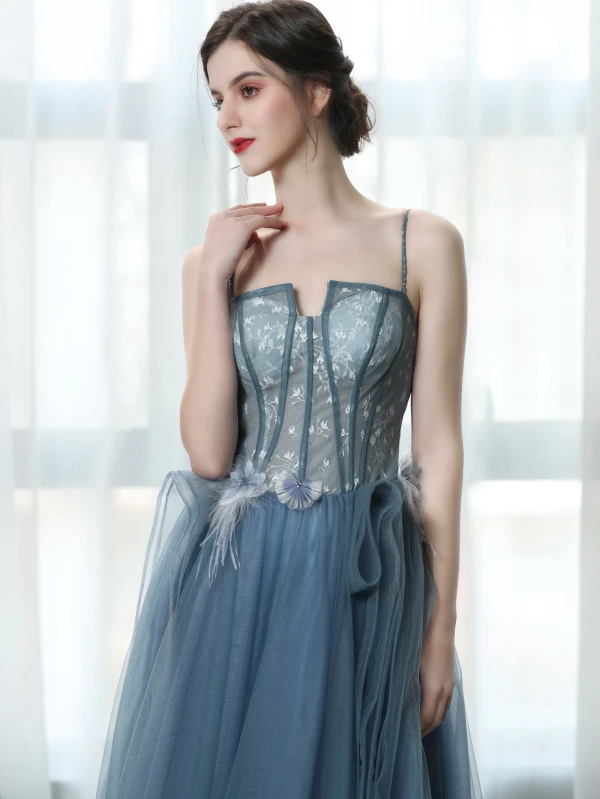 Chic Bleu Robe De Bal 2019 Princesse Bretelles Spaghetti Plumes En Dentelle Fleur Appliques Perle Sans Manches Dos Nu Train De Balayage Robe De Ceremonie