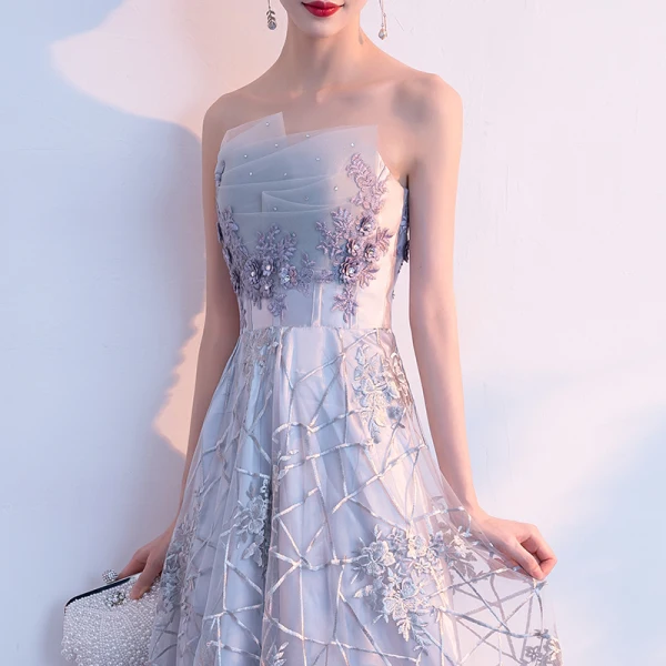 Elegante Silber Abendkleider 2019 A Linie Bandeau Strass Spitze Blumen Ärmellos Rückenfreies Lange Festliche Kleider
