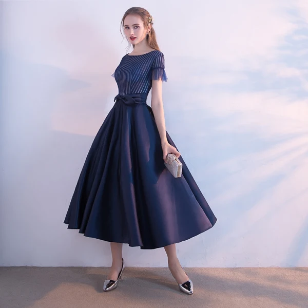 Chic / Beautiful Homecoming Graduation Dresses 2017 A-Line / Princess Bow Scoop Neck Zipper Up Short Sleeve Knee-Length