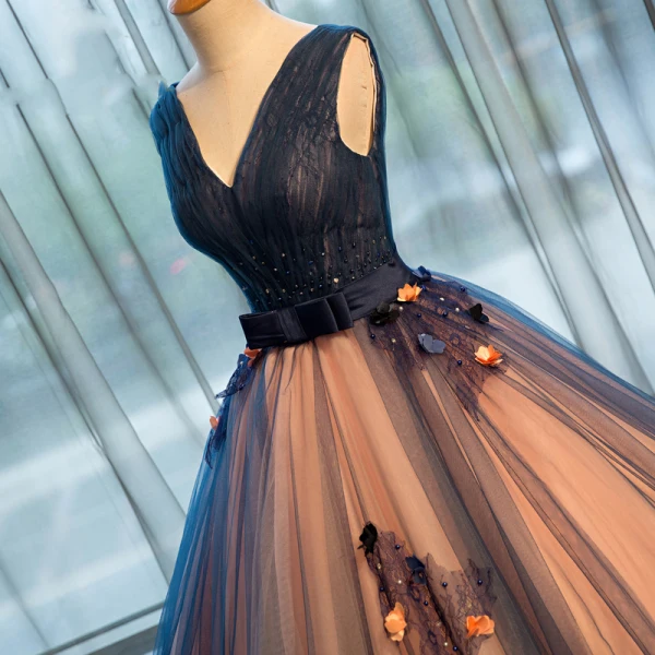 Chic / Beautiful 2017 Navy Blue Prom Dresses V-Neck Lace Strappy Corset Appliques Backless A-Line / Princess Formal Dresses