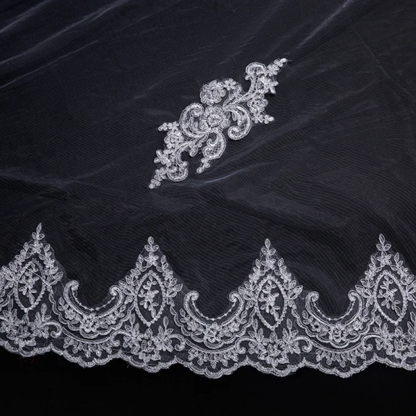 Modest / Simple White Royal Train Wedding 2018 Tulle Lace Appliques 3.5 m Wedding Veils