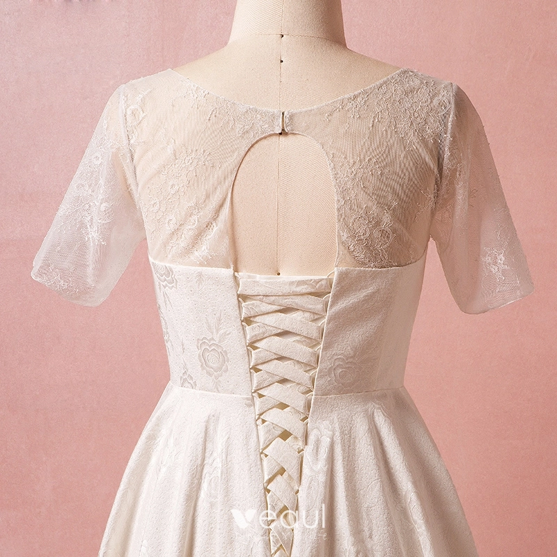 Chic Beautiful White Plus Size Graduation Dresses 2018 A Line Princess U Neck Backless Beading Embroidered Charmeuse Homecoming Formal Dresses Chic Beautiful White Plus Size Graduation Dresses 2018 A Line Princess U Neck Backless Beading Embroidered Charmeuse Homecoming Formal Dresses