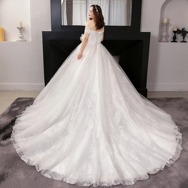 Sexy Blanche Robe Boule Grande Taille Robe De Mariée 2019 En Dentelle Tulle Appliques Dos Nu Bustier Chapel Train Mariage