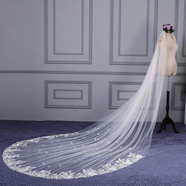 Classique Élégant Blanche Cathedral Train Mariage Tulle En Dentelle Appliques Voile De Mariée 2018