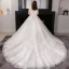 Sexy Blanche Robe Boule Grande Taille Robe De Mariée 2019 En Dentelle Tulle Appliques Dos Nu Bustier Chapel Train Mariage