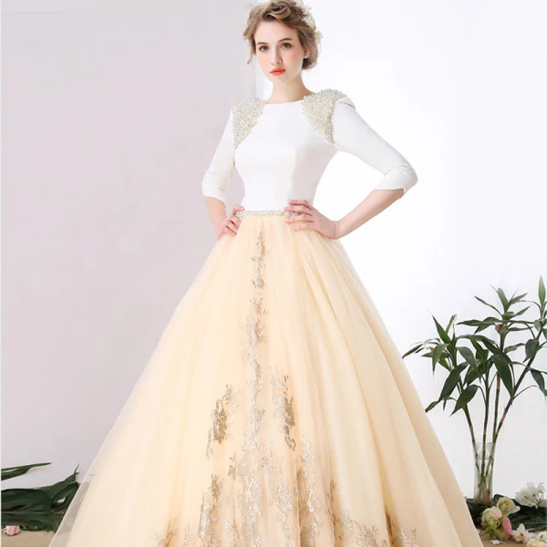 Luxury / Gorgeous Champagne Prom Dresses 2017 A-Line / Princess Lace V-Neck Beading Appliques Backless Handmade Evening Party Prom Formal Dresses