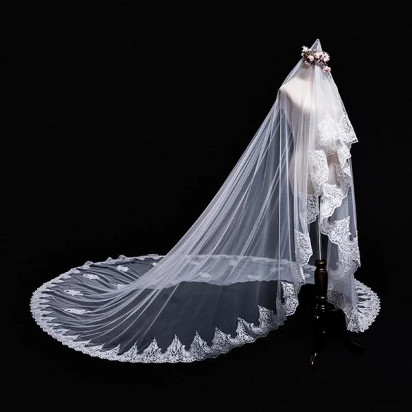 Modest / Simple White Royal Train Wedding 2018 Tulle Lace Appliques 3.5 m Wedding Veils