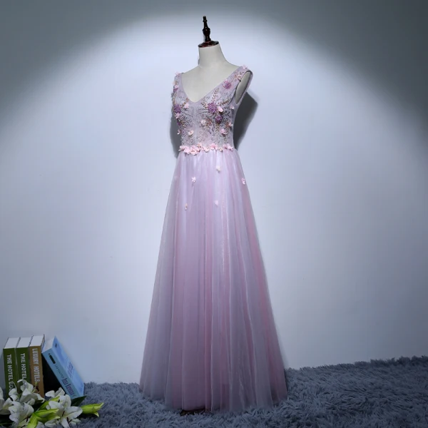 Fine Purple Selskapskjoler 2017 Prinsesse V-Hals Blonder Perle Ryggløse Appliques Beading Håndlaget Aften Formelle Kjoler