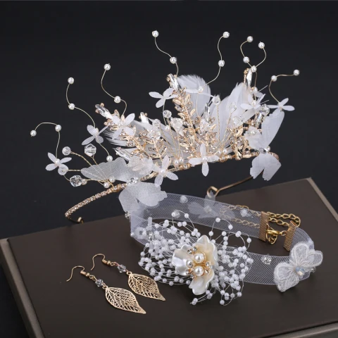 Romantisch Schön Weiß Ohrringe Kopfschmuck 2019 3 Stück Schmetterling Blatt Perle Strass Handgefertigt Hochzeit Ball Brautaccessoires