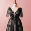Chic / Belle Noire Grande Taille Robe De Soirée 2018 Princesse 1/2 Manches V-Cou Tulle En Dentelle Bretelles croisées Appliques Dos Nu Perlage Été Soirée Robe De Ceremonie
