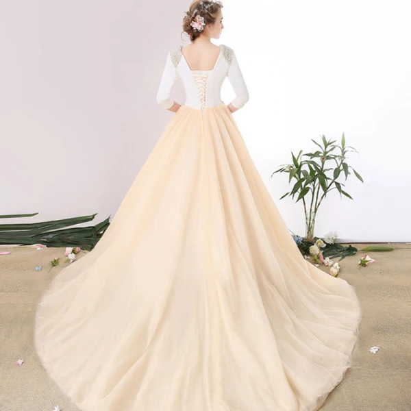 Luxury / Gorgeous Champagne Prom Dresses 2017 A-Line / Princess Lace V-Neck Beading Appliques Backless Handmade Evening Party Prom Formal Dresses