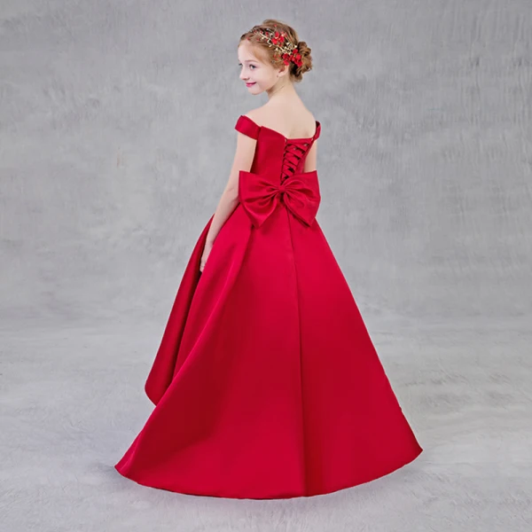 Simple Rouge Robe Ceremonie Fille 2018 Princesse De l'épaule Manches Courtes Dos Nu Noeud Train De Balayage Volants Robe Pour Mariage