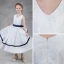 Simple Blanche Robe Ceremonie Fille 2018 Princesse V-Cou Sans Manches Ceinture Thé Longueur Volants Robe Pour Mariage