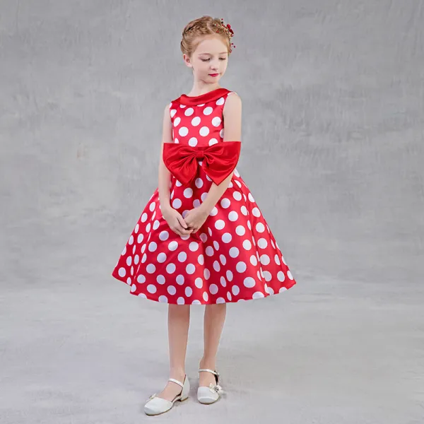 Piękne Czerwone Sukienki Dla Dziewczynek 2018 Princessa Wycięciem Bez Rękawów Białe Spleciona Kokarda Szarfa Długość Herbaty Wzburzyć Bez Pleców Sukienki Na Wesele