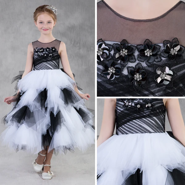 Amazing / Unique Black White See-through Flower Girl Dresses 2018 Ball Gown Scoop Neck Sleeveless Appliques Flower Tea-length Cascading Ruffles Wedding Party Dresses