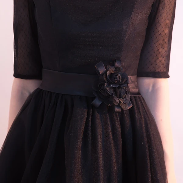 Schöne Schwarz Cocktailkleider 2017 A Linie Off Shoulder 1/2 Ärmel Blumen Stoffgürtel Asymmetrisch Rüschen Rückenfreies Festliche Kleider
