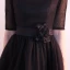 Schöne Schwarz Cocktailkleider 2017 A Linie Off Shoulder 1/2 Ärmel Blumen Stoffgürtel Asymmetrisch Rüschen Rückenfreies Festliche Kleider