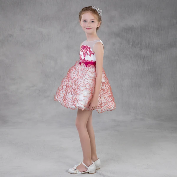 Modern / Fashion Candy Pink Organza Summer Flower Girl Dresses 2018 A-Line / Princess See-through Scoop Neck Sleeveless Appliques Lace Sash Short Cascading Ruffles Backless Wedding Party Dresses