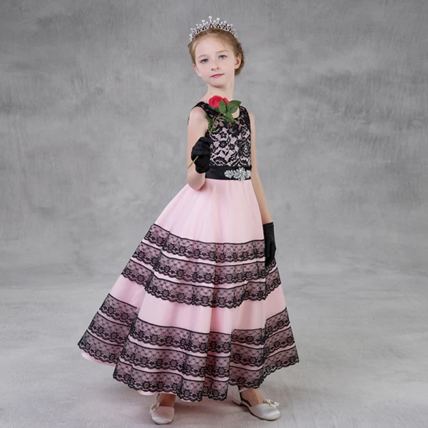 Chic / Beautiful Black Candy Pink Flower Girl Dresses 2018 A-Line / Princess Scoop Neck Sleeveless Rhinestone Sash Ankle Length Ruffle Wedding Party Dresses